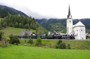 bs_3202_11+107 mit Zug 2760 bei Trun_20170916.jpg