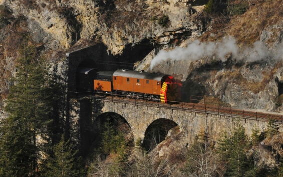 Historische Züge im Einsatz