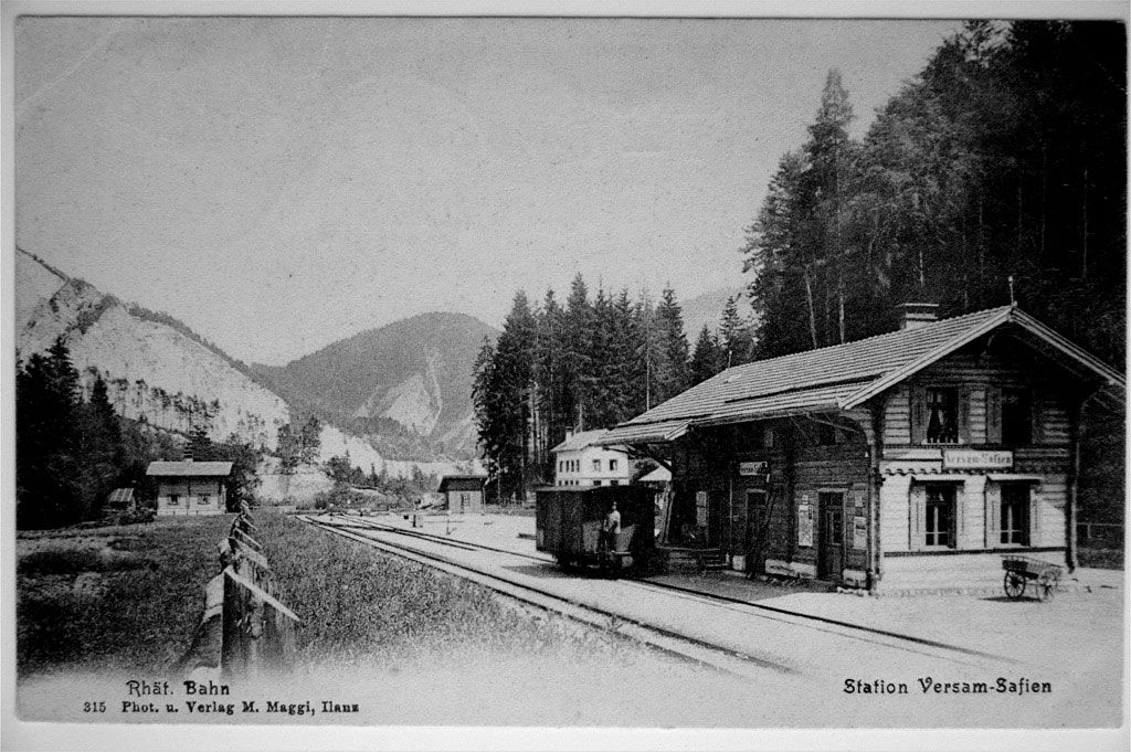 Aus der Anfangszeit  -  Station Versam-Safien